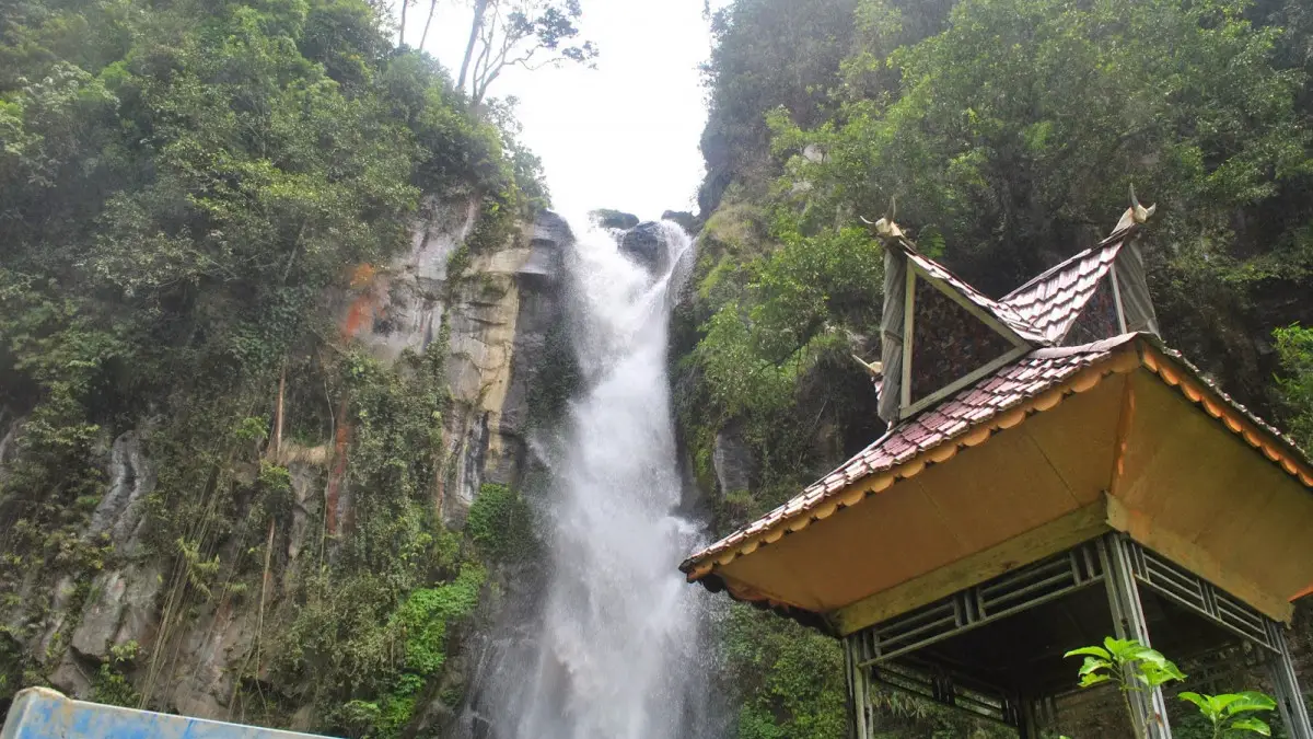 Air Terjun Sikulikap – Wisata Alam Tersembunyi di Berastagi di Berastagi